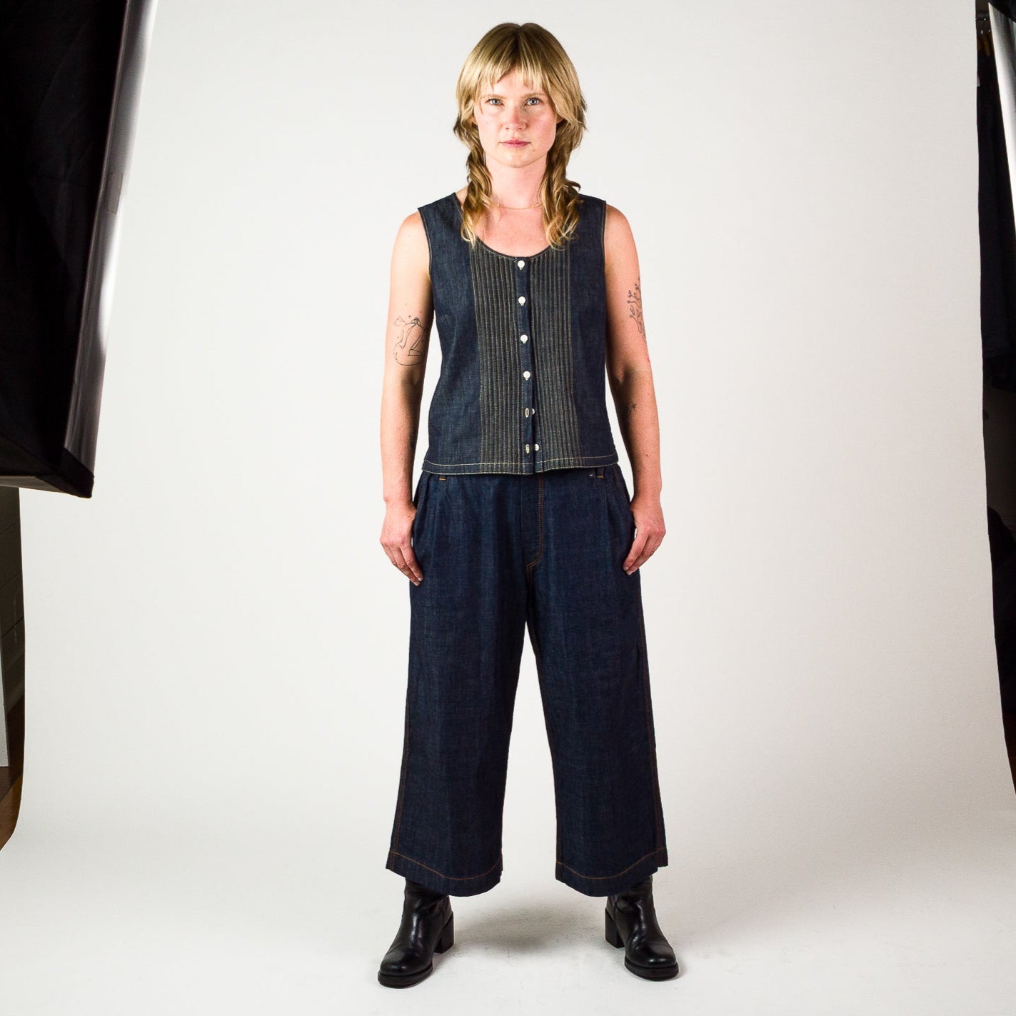 Womens Chambray Pin Tuck Vest - Indigo