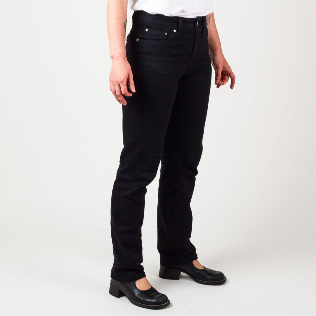 Womens Mid Rise Jean - Black