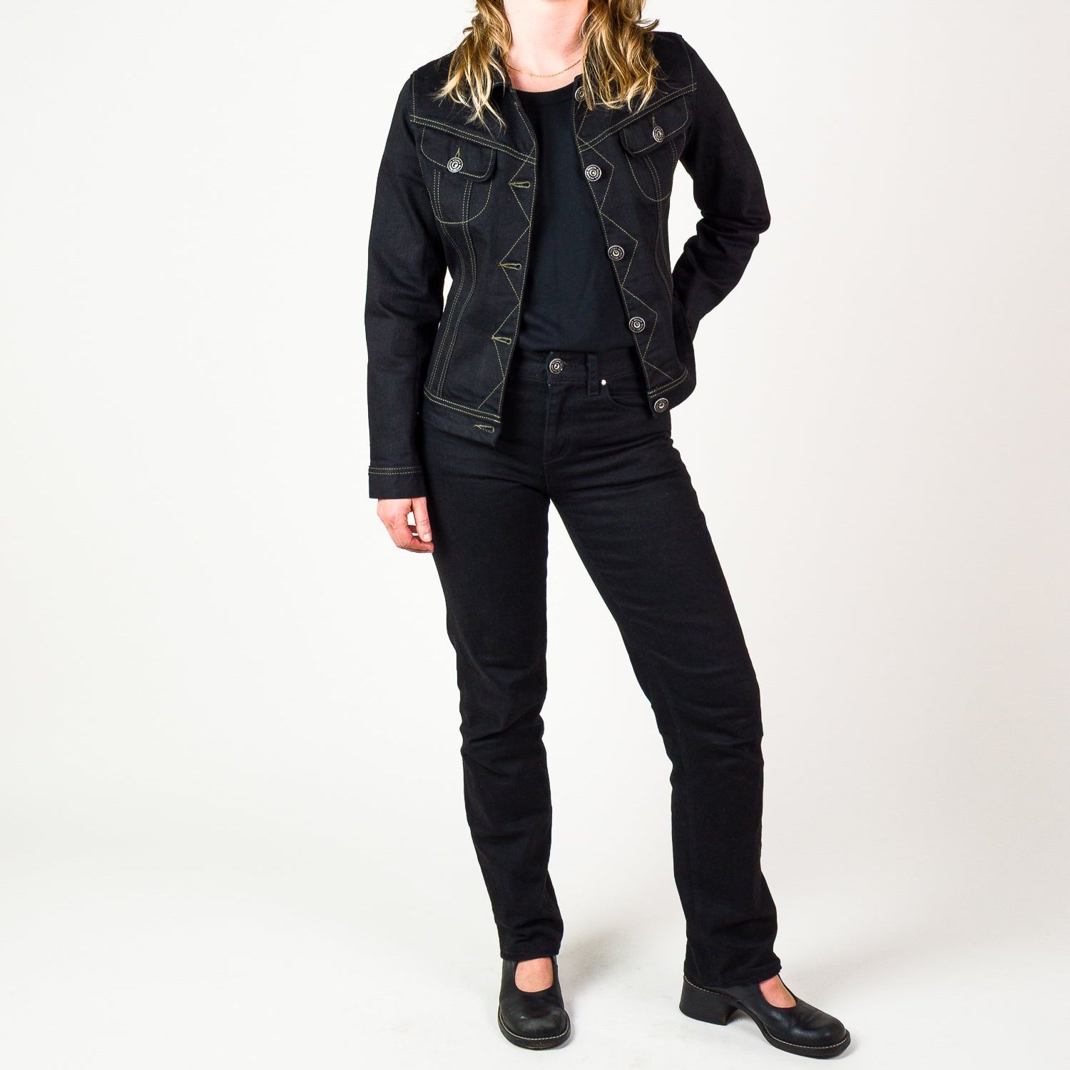Womens Mid Rise Jean - Black